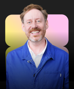 Anri McHugh headshot