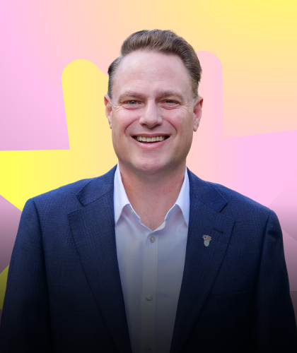 Adrian Schrinner headshot